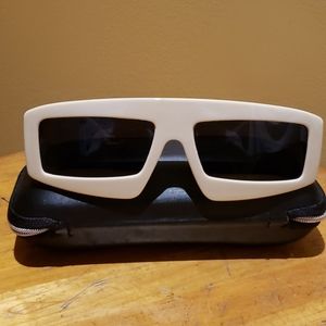 *LAST CHANCE* Unique Sunglasses